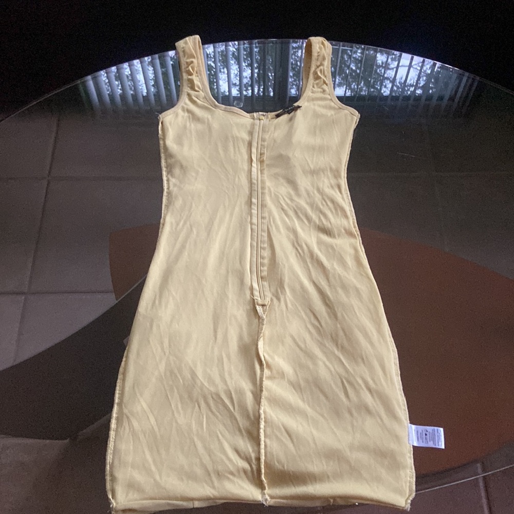 Shinestar ruched dress - Picture 4 of 7
